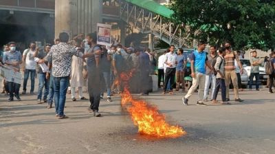 চাকরিতে প্রবেশে বয়সসীমা ৩৫ করার দাবি, গণভবনমুখি পদযাত্রায় পুলিশের বাধা