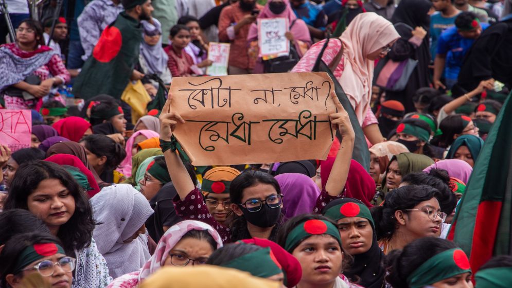 আন্দোলন বন্ধ না করার ঘোষণা দিয়েছে বিক্ষোভকারীরা