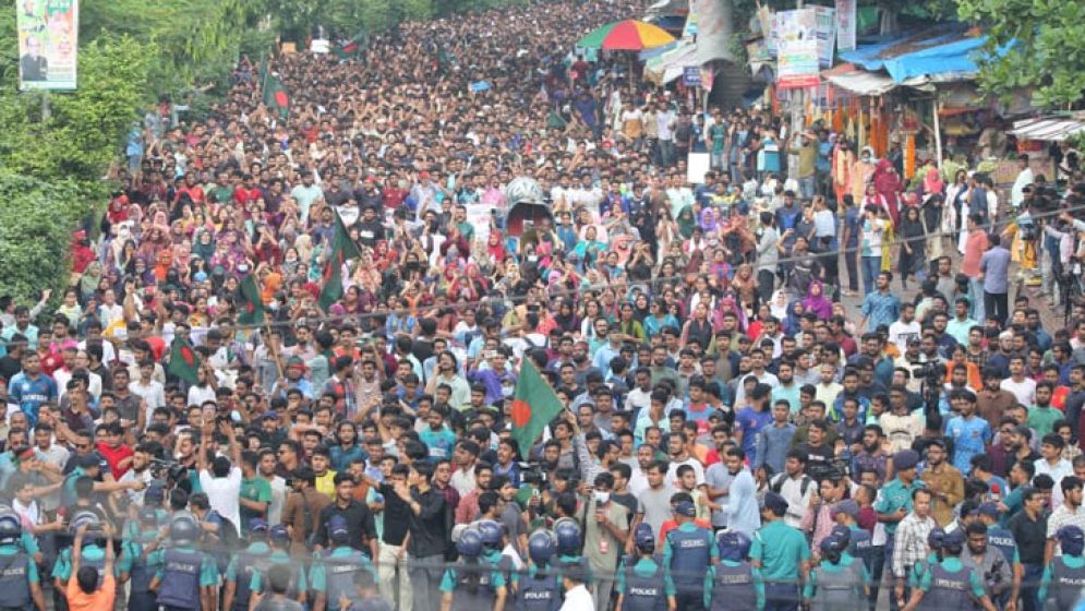 শুক্রবার প্রার্থনা ও ছাত্র-জনতার গণমিছিলের কর্মসূচি ঘোষণা