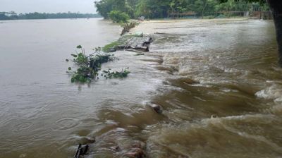 বন্যায় মৃতের সংখ্যা বেড়ে ২৭, পানিবন্দি ১২ লাখ পরিবার