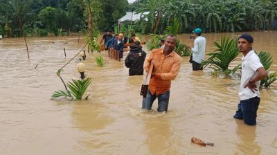 বন্যায় মৃতের সংখ্যা বেড়ে ২৩, পানিবন্দি ১২ লাখেরও বেশি পরিবার