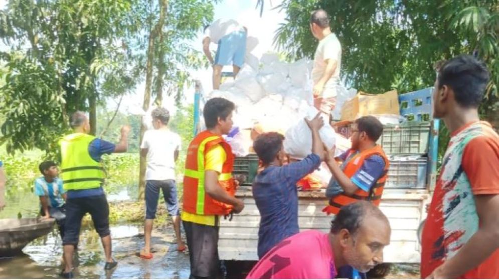 বন্যার্তদের জন্য তিন মাসব্যাপী বিশেষ ওএমএস কর্মসূচি গ্রহণ