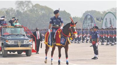 একযোগে ২৫০ ক্যাডেট এসআইকে অব্যাহতি