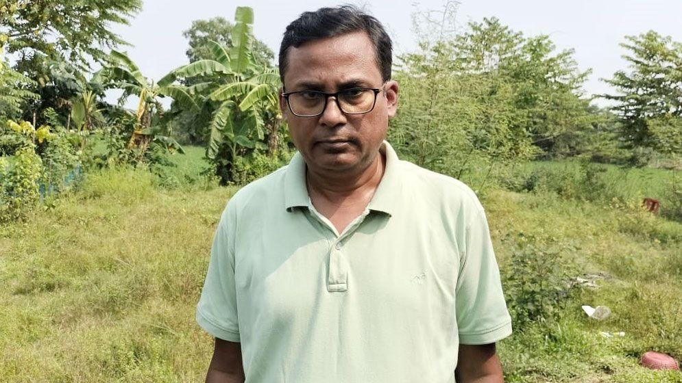 ভারতে পালানোর সময় যুগ্ম সচিব কিবরিয়া মজুমদার আটক