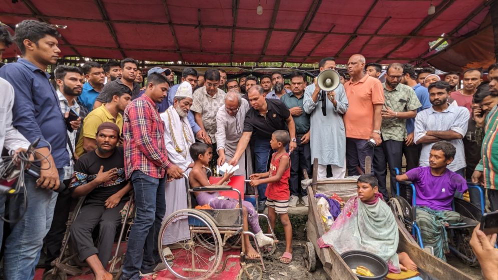 ঢাকায় আহত পথশিশুদের চিকিৎসার দায়িত্ব নিলেন তারেক রহমান