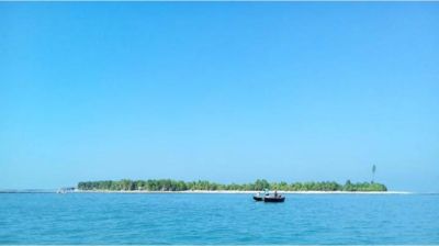 ফের ট্রলারসহ ৬ বাংলাদেশিকে ধরে নিয়ে গেল আরাকান আর্মি