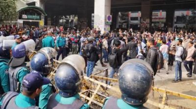 সচিবালয়ের গেটে ধাওয়া-পালটা ধাওয়ার ঘটনায় তদন্ত কমিটি