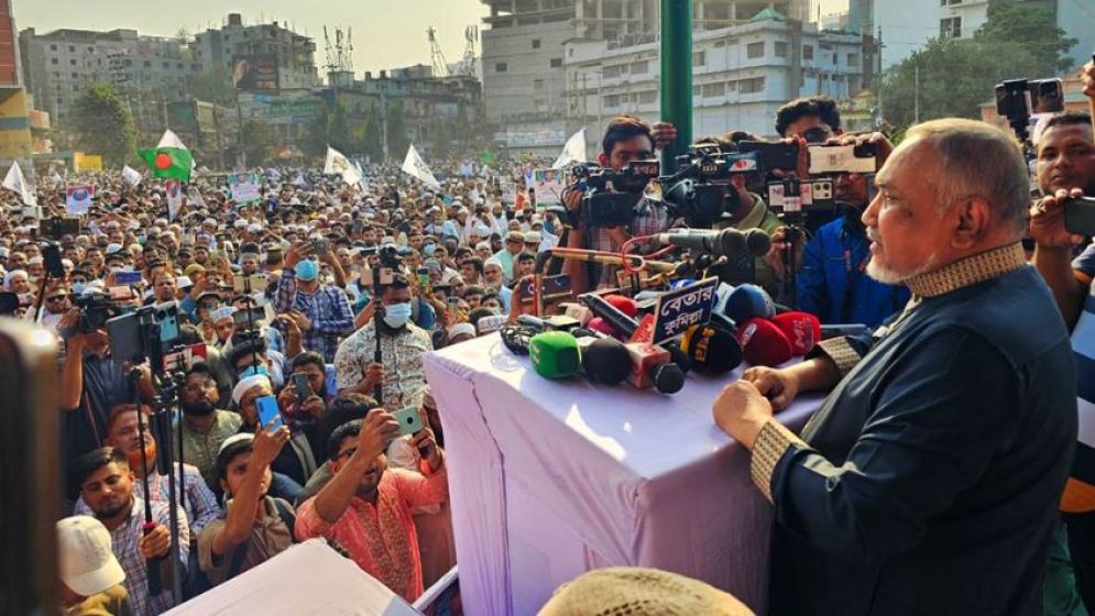 আজহারুলকে মুক্তি না দিলে বর্তমান সরকারকে বিদায় নিতে হবে: ডা. তাহের